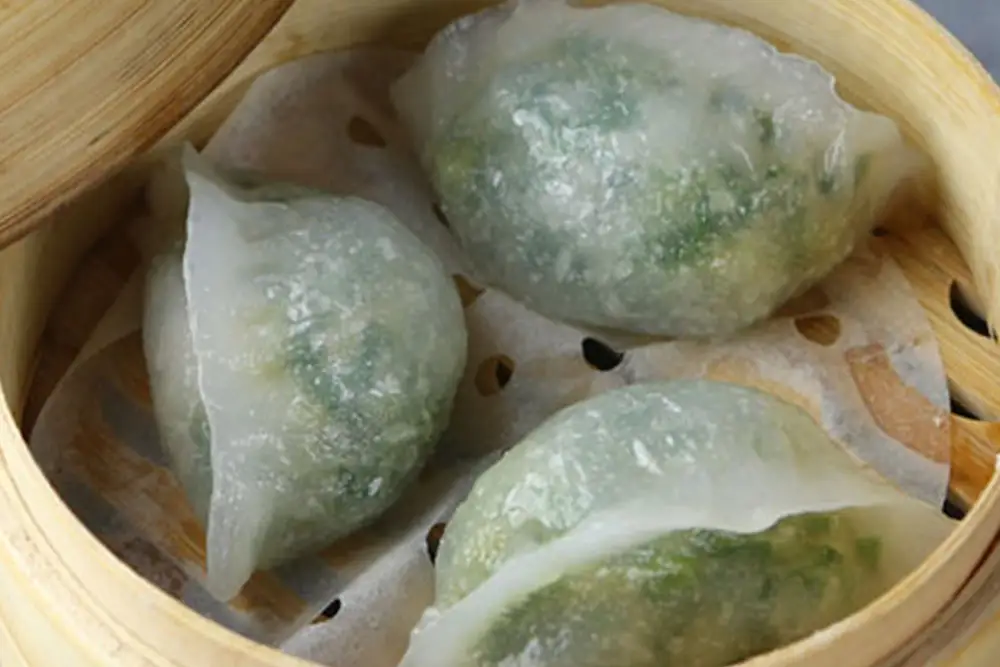 Steamed Shrimp and Chive Dumplings